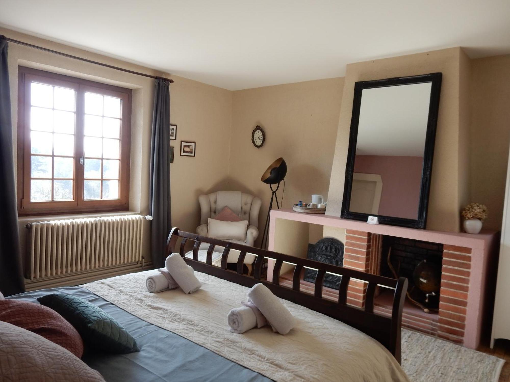 Chambre D'Hotes Le Puy Maury Bed & Breakfast Augne Exterior photo