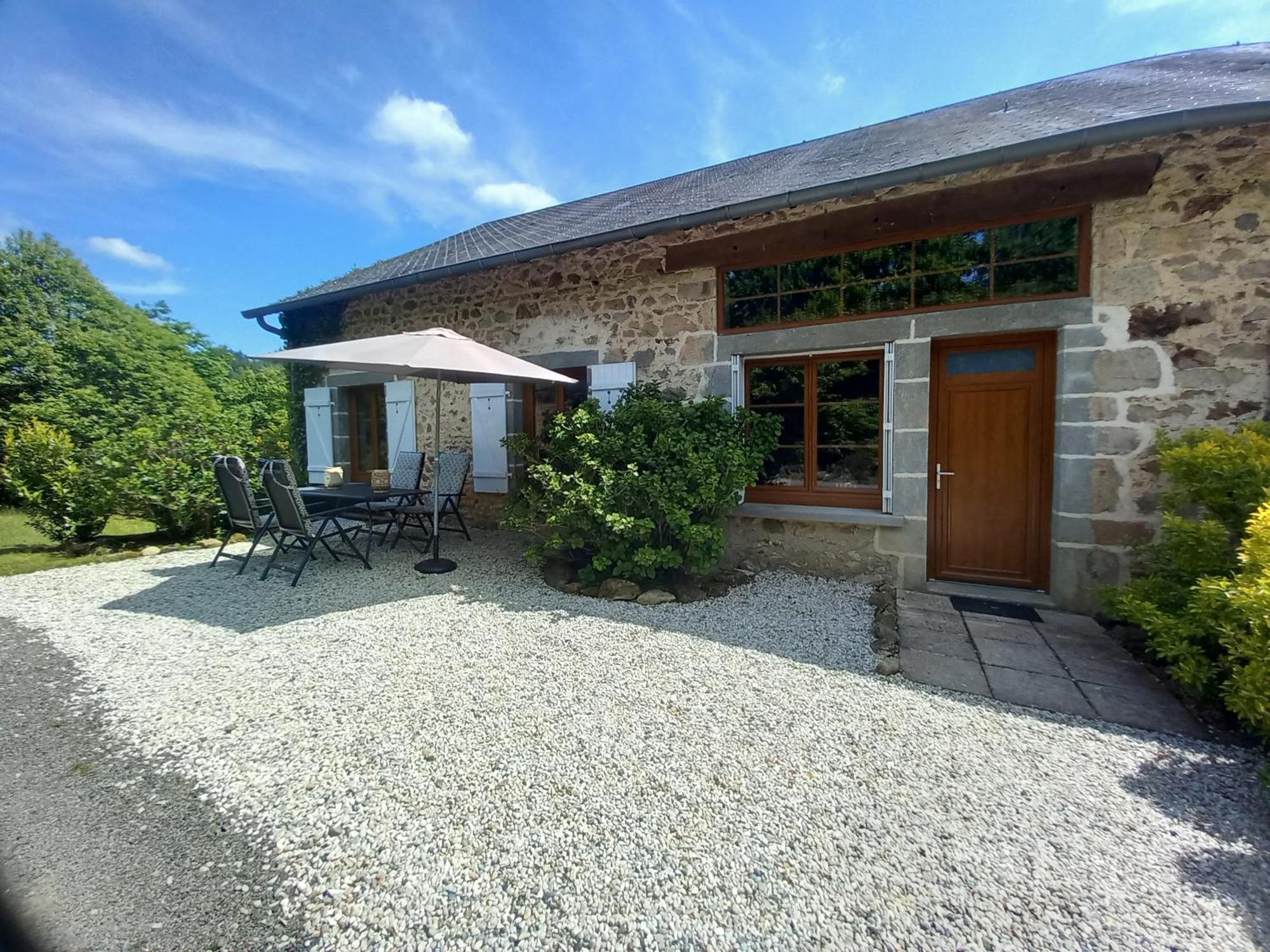 Chambre D'Hotes Le Puy Maury Bed & Breakfast Augne Exterior photo