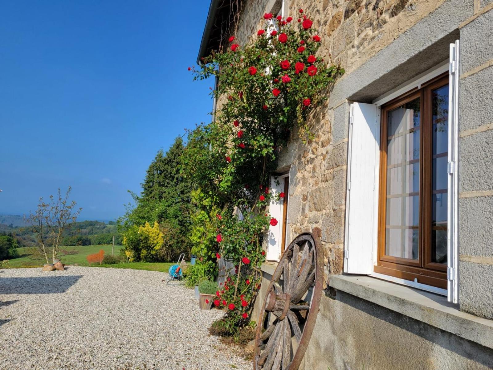 Chambre D'Hotes Le Puy Maury Bed & Breakfast Augne Exterior photo